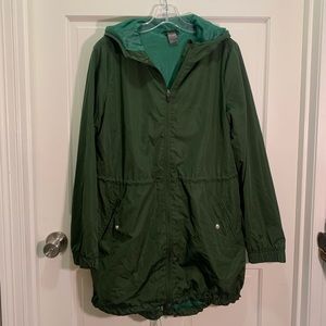 GREEN HOODED RAIN JACKET